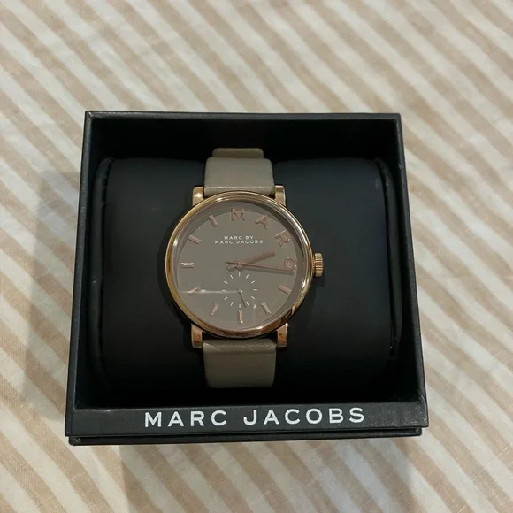 Rose Gold and Taupe Marc Jacobs Watch mbm3402_1490816028.jpg main image 2